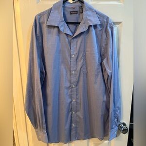 Men’s Van Heusen Traveler Long Sleeve Button Up Shirt